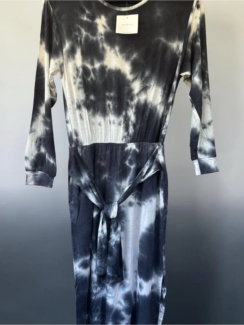 Tie-Dye Long Sleeve Midi Dress in Black and White